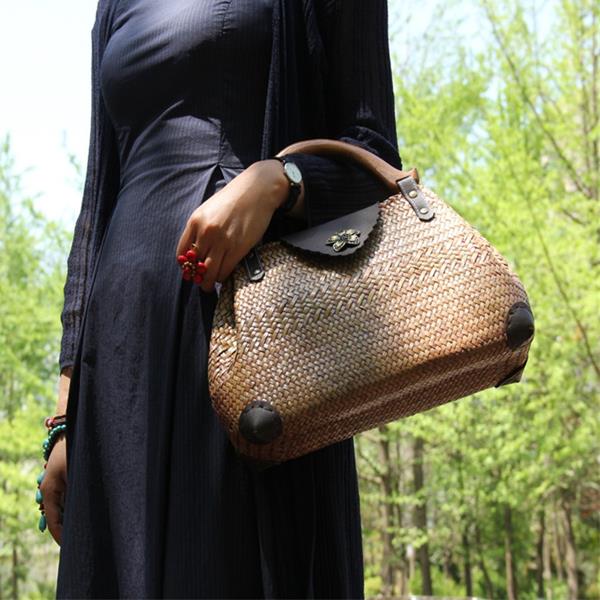 Handmade Straw woven bag Vintage Wooden Handle Handbag Beach Bamboo Straw Bag