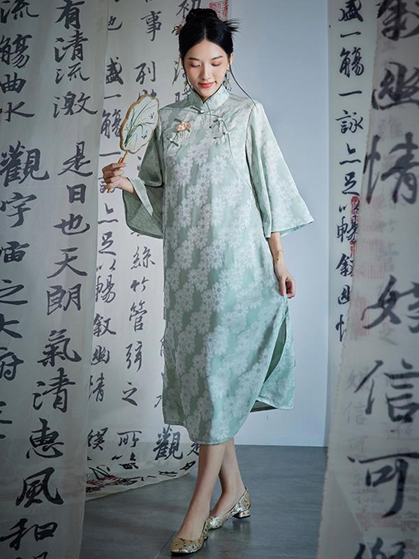 Summer Vintage Qipao cheongsam Jacquard section Dress Women Wear