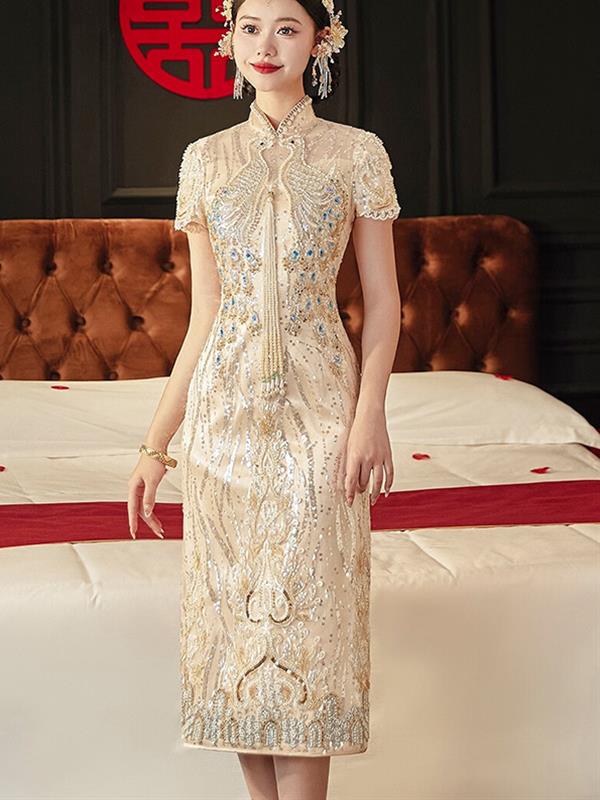 Bride Qipao cheongsam Xiuhe clothing Marry White Peacock Xiuhe Wedding