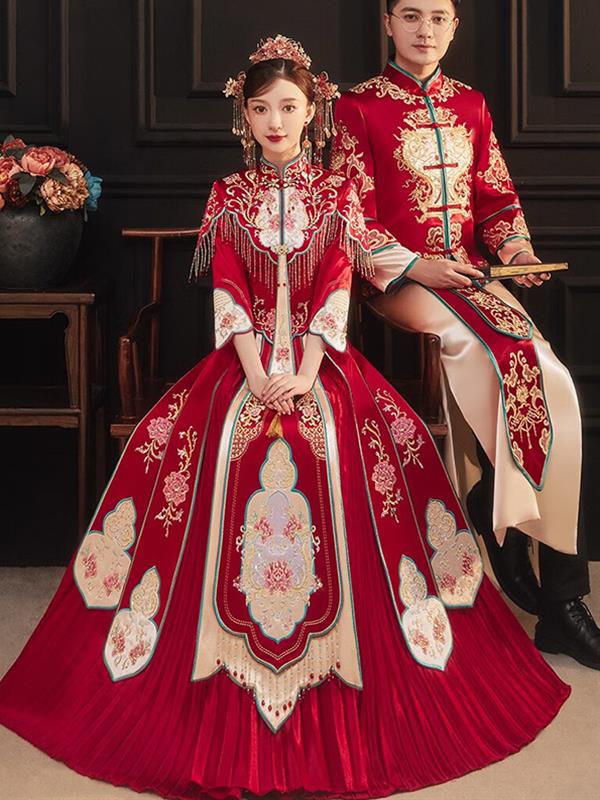 Xiuhe clothing Bride Couple Marry Qipao cheongsam Dragon and Phoenix gown Xiuhe Wedding